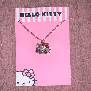 NWT BUNDLE HELLO KITTY NECKLACE & EARRINGS